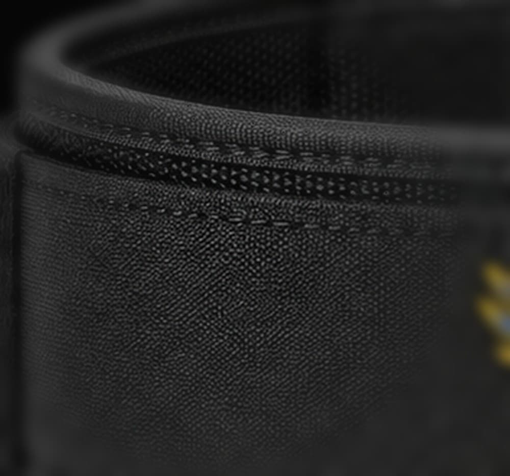 Dominex hardware detail